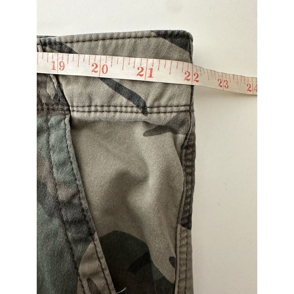 Wrangler Shorts Men's Size‎ 44 Camouflage Stretch Relaxed Fit Cargo Pockets - Picture 4 of 8